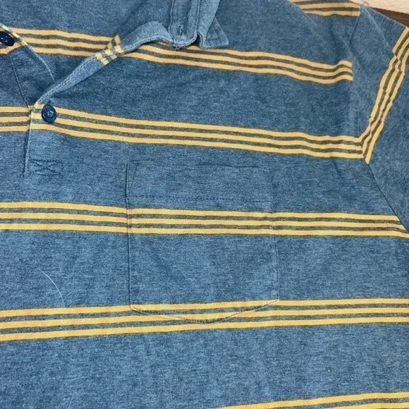 #975 Patagonia polo 🌞 bin 10 - Picture 3 of 6